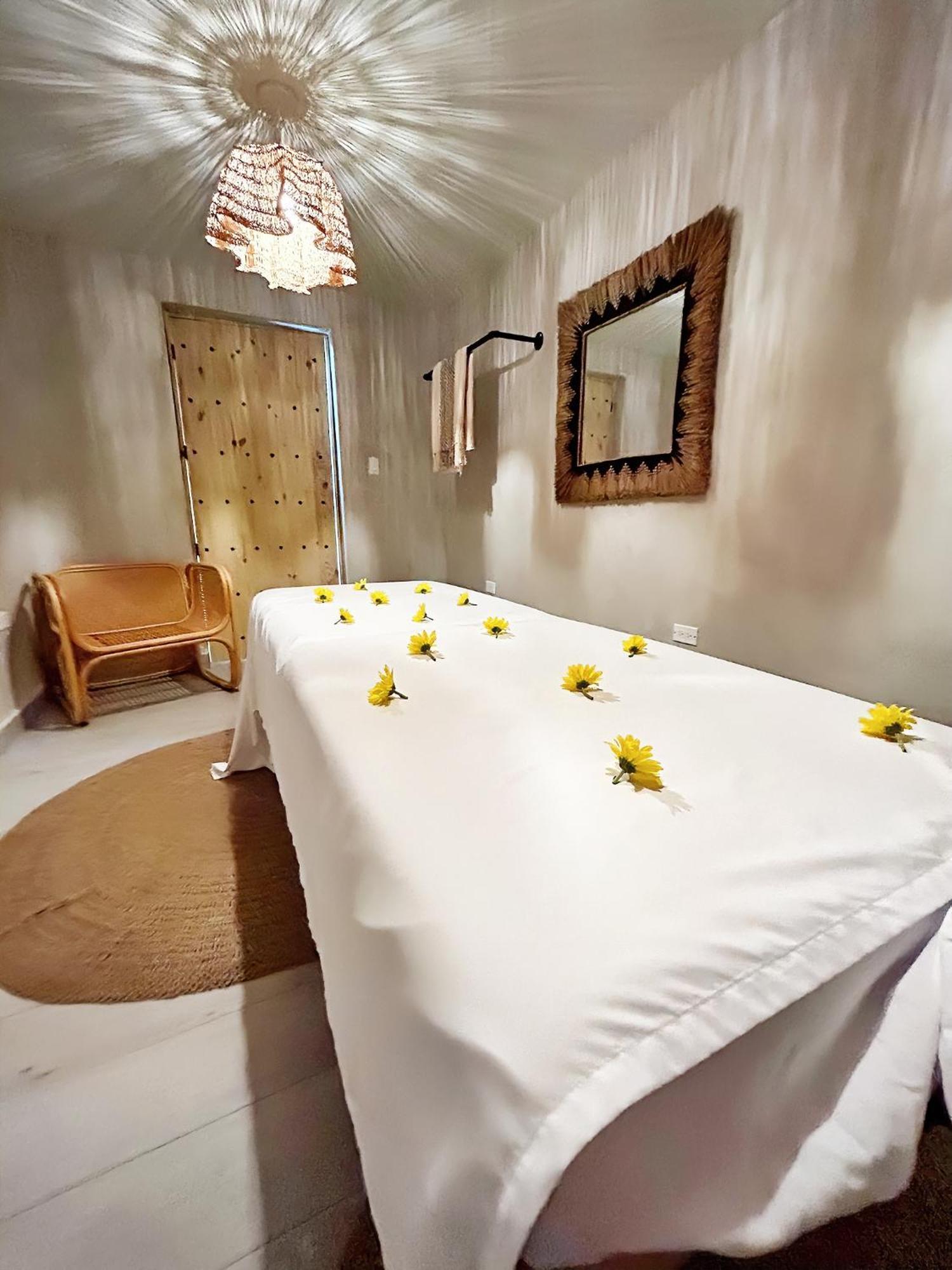 Bali Posh Hotel Pr Carolina Ngoại thất bức ảnh