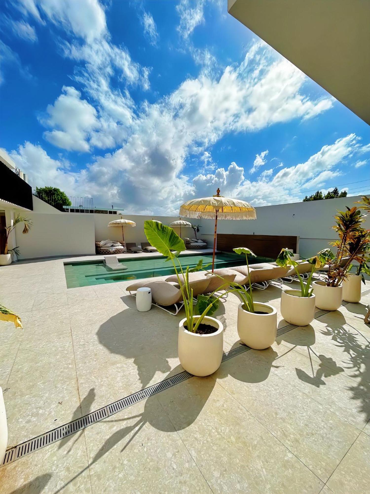Bali Posh Hotel Pr Carolina Ngoại thất bức ảnh